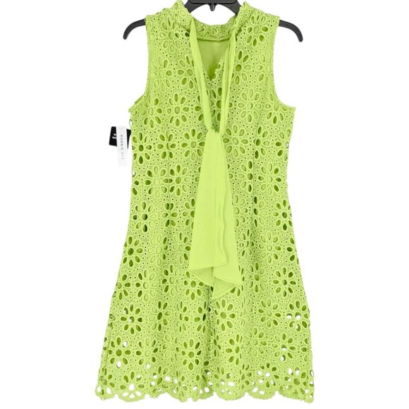 Robbie Bee Women's Mock Neck Sleeveless Tie Back Lime Lace Shift Dress Sz 4 NWT - Picture 3 of 13